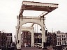 ams020